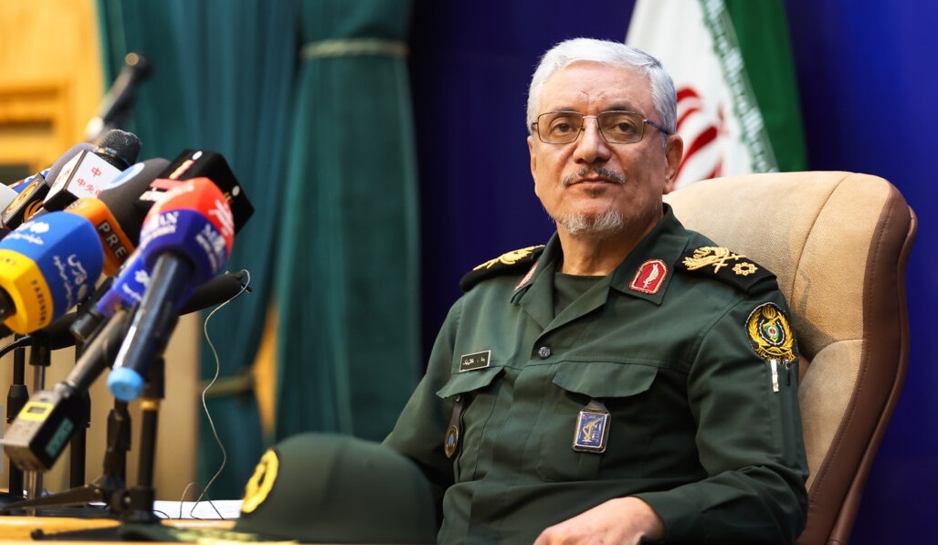 سخنگوی وزارت دفاع: لایحه محدودیت سلاحهای متعارف با ستادکل هماهنگ شده است/محدودیتهای جدید تسلیحاتی تهدیدی برای توان دفاعی کشور نیست سخنگوی وزارت دفاع: لایحه محدودیت سلاحهای متعارف با ستادکل هماهنگ شده است/محدودیتهای جدید تسلیحاتی تهدیدی برای توان دفاعی کشور نیست