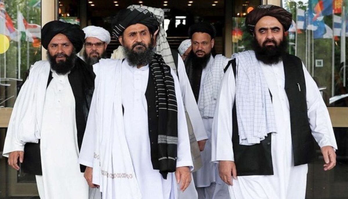 نیویورک تایمز: طالبان مانع امدادرسانی به زنان زیر آوار میشود نیویورک تایمز: طالبان مانع امدادرسانی به زنان زیر آوار میشود