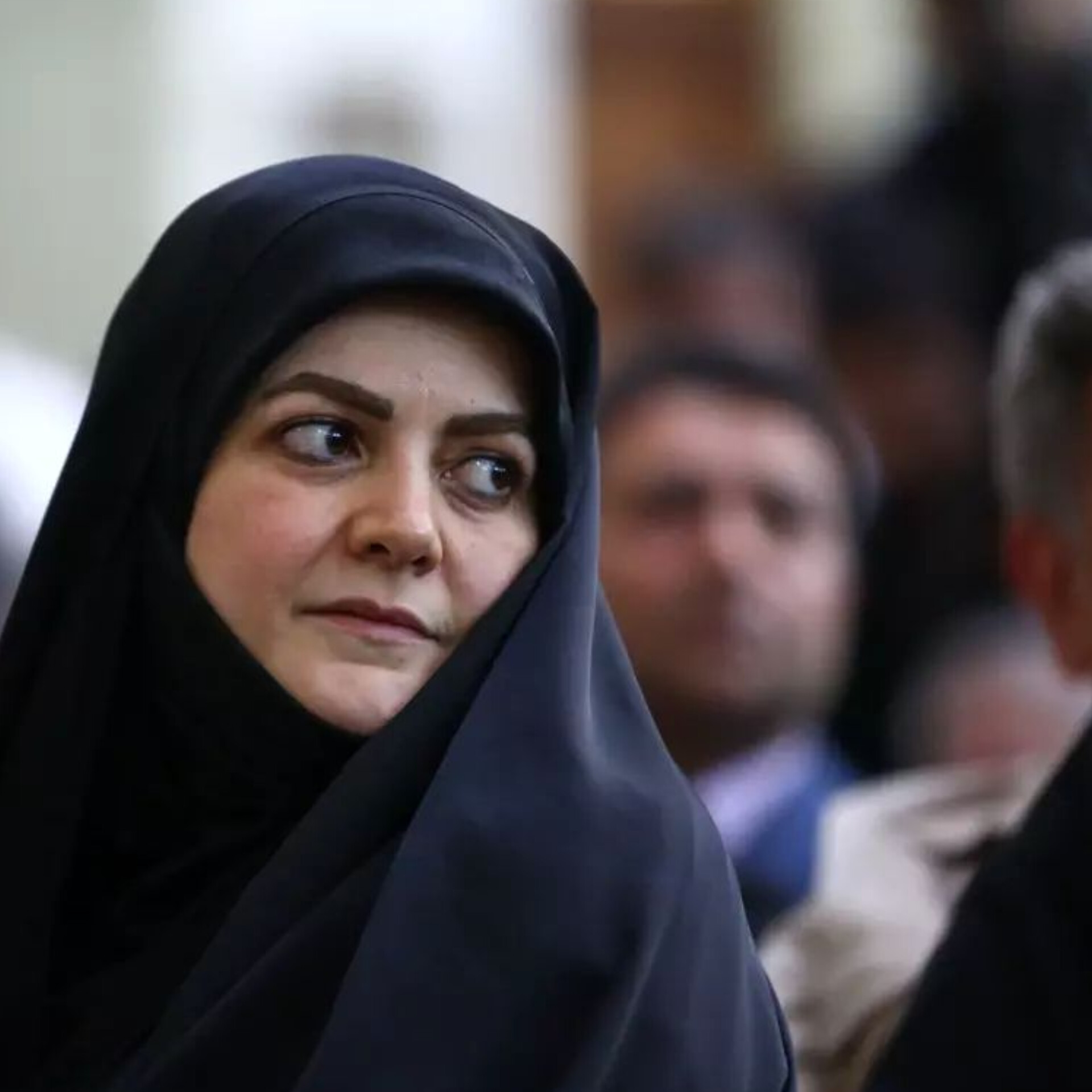 بازتاب حضور دختر رئیسجمهور در سفر چین؛ از نماد هویت ایرانی تا ضرورت شفافیت بازتاب حضور دختر رئیسجمهور در سفر چین؛ از نماد هویت ایرانی تا ضرورت شفافیت