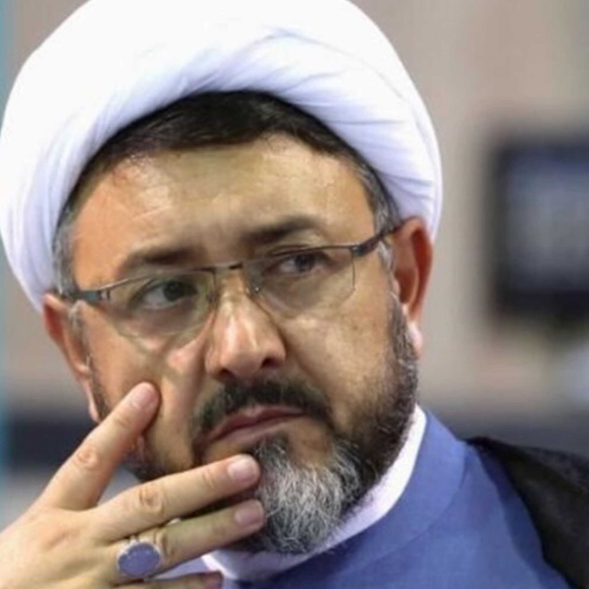 کمساری: شکل دیدار رهبری با سیدحسن خمینی پس از جنگ تغییر کرده است کمساری: شکل دیدار رهبری با سیدحسن خمینی پس از جنگ تغییر کرده است