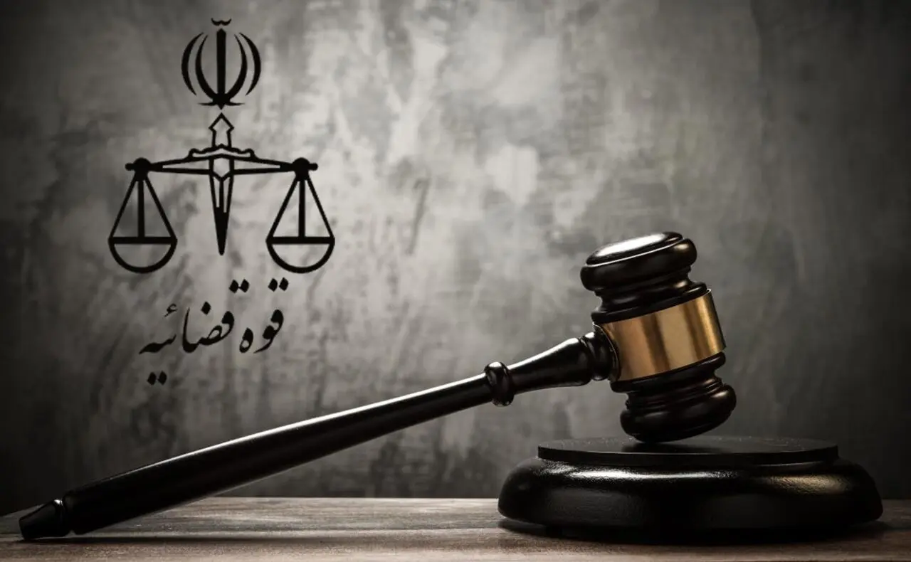 قوه قضاییه: خبر ممنوعیت شعار علیه آمریکا و آتش‌زدن پرچم این کشور کاملاً جعلی است