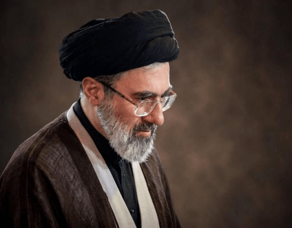 قدردانی رهبر انقلاب از مردم برای تشییع پیکر شهید