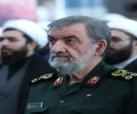 رضایی: آمریکا باید رفتار خود را تغییر دهد؛ در غیر این صورت محاصره را تحمل نمی‌کنیم